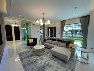 出售 4 卧室 独立屋 在 Lat Krabang, 曼谷