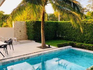 For rent 3 bedrooms villa in Mueang Phuket, Phuket