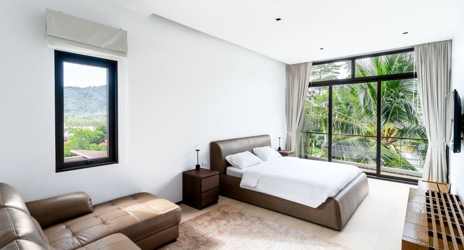 For rent 3 bedrooms villa in Mueang Phuket, Phuket