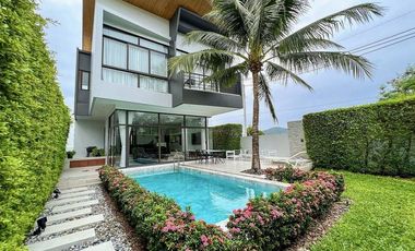For rent 3 bedrooms villa in Mueang Phuket, Phuket