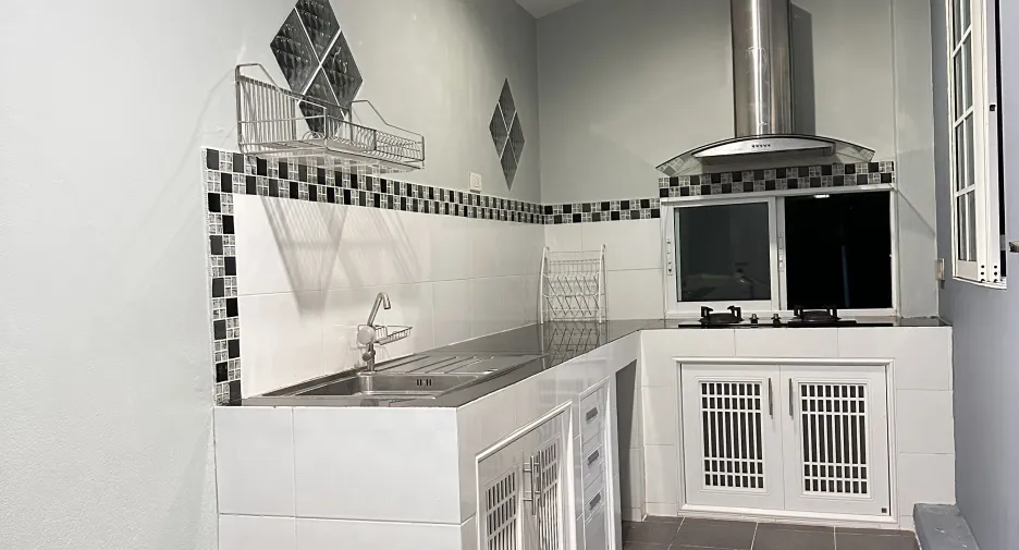 Haus zum Kauf und zur Miete mit 3 Zimmer in Si Maha Phot, Prachin Buri