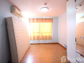 出售 2 卧室 公寓 在 Din Daeng, 曼谷