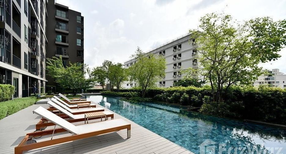 For sale 1 bed condo in Huai Khwang, Bangkok
