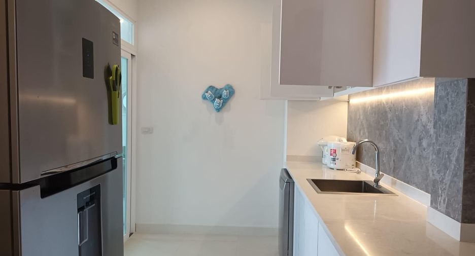 For rent 3 bedrooms villa in Mueang Phuket, Phuket