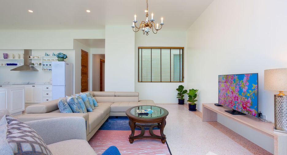 For rent 3 bedrooms villa in Mueang Phuket, Phuket