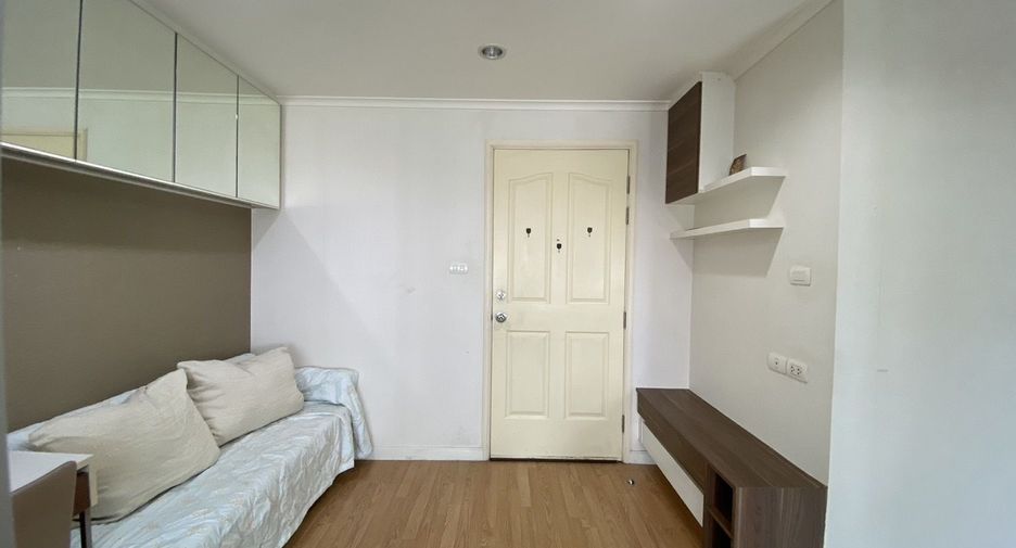 For sale 1 bed condo in Wang Thonglang, Bangkok