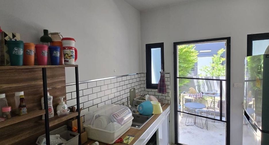 Haus zum Kauf mit 3 Zimmer in Lat Lum Kaeo, Pathum Thani