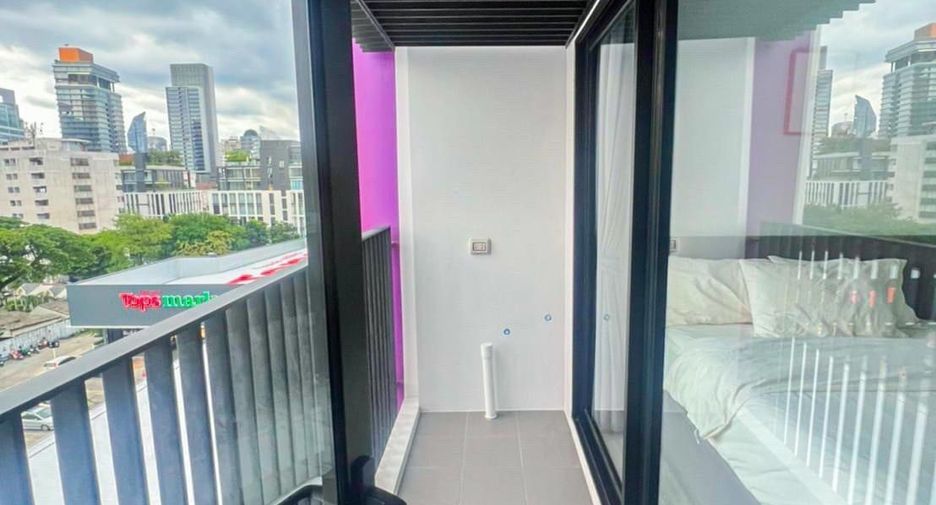 For sale 1 Beds condo in Watthana, Bangkok