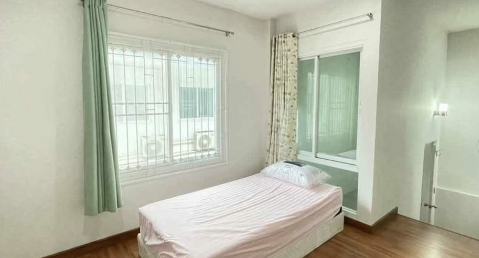 For rent 3 bedrooms house in Bang Kruai, Nonthaburi