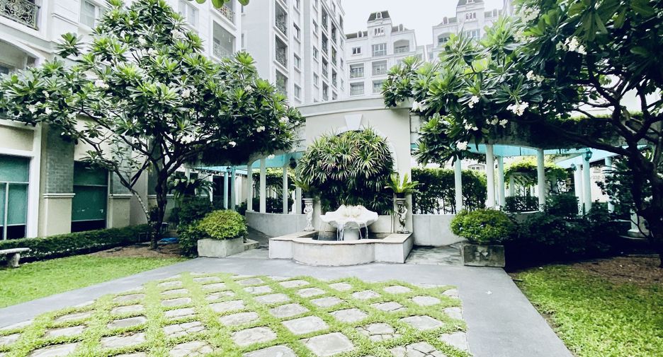 For sale 1 bed condo in Huai Khwang, Bangkok