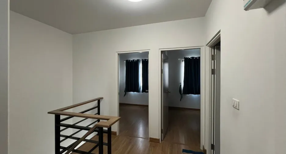 Reihenhaus zum Kauf und zur Miete mit 3 Zimmer in Khlong Luang, Pathum Thani