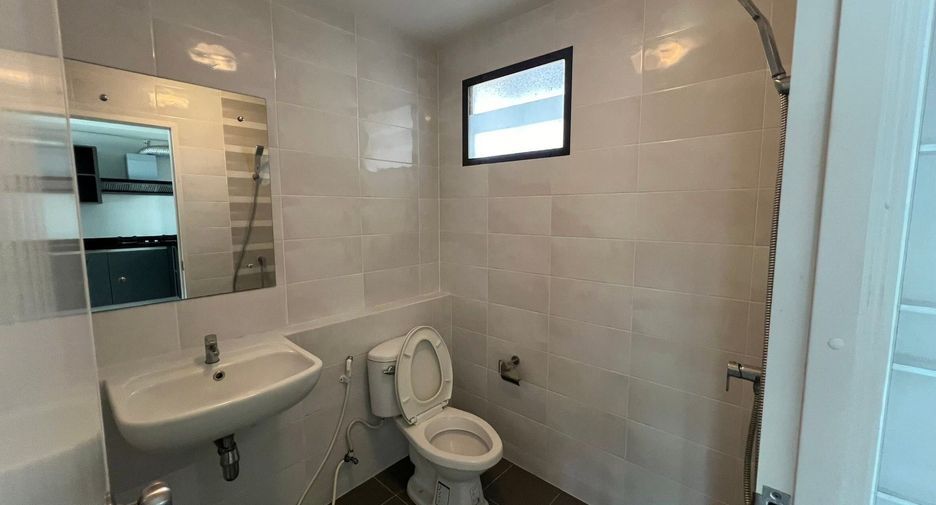 Reihenhaus zum Kauf und zur Miete mit 3 Zimmer in Khlong Luang, Pathum Thani