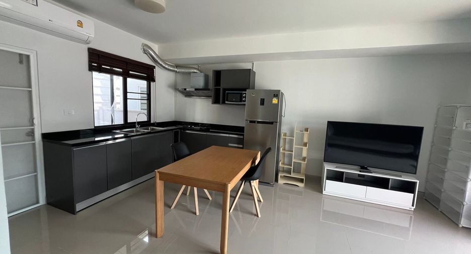 Reihenhaus zum Kauf und zur Miete mit 3 Zimmer in Khlong Luang, Pathum Thani