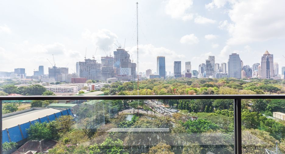 For sale 1 bed condo in Pathum Wan, Bangkok