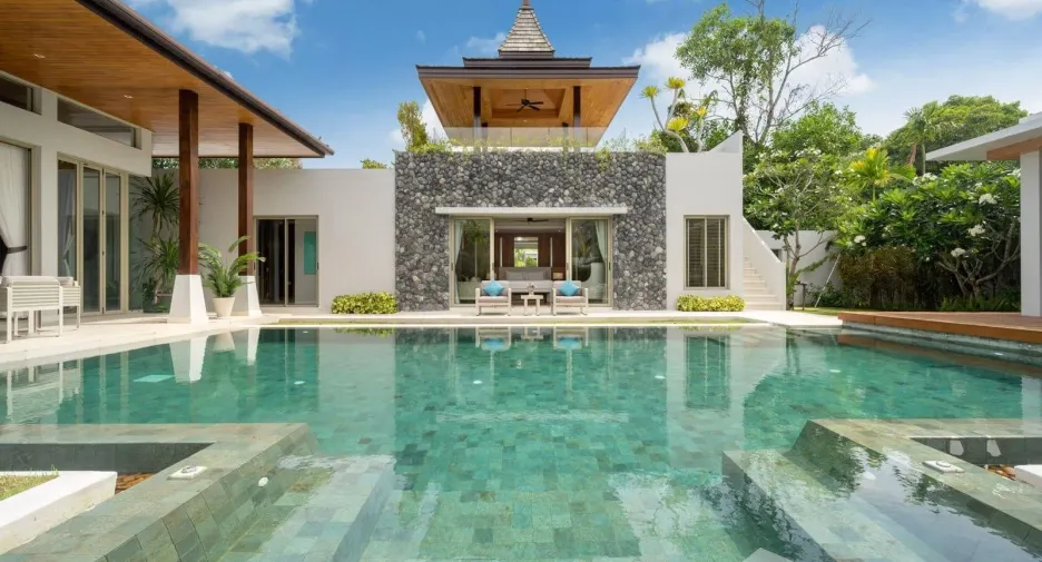 À louer 4 chambres villa à Thalang, Phuket