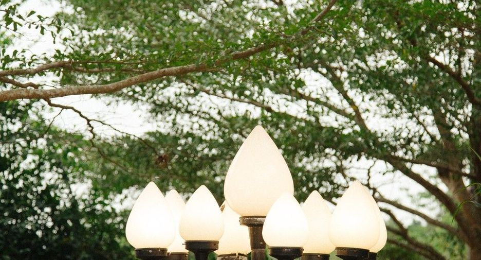 For sale 4 bedrooms house in Mueang Chanthaburi, Chanthaburi