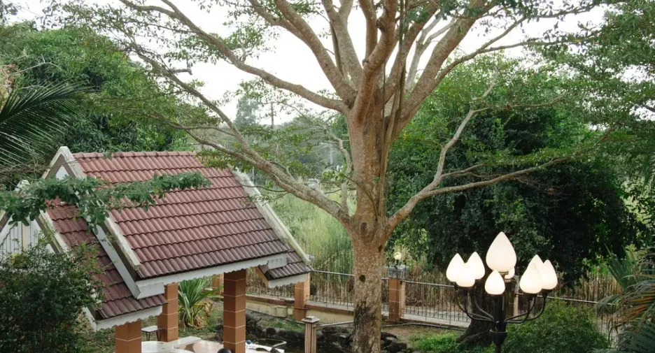 For sale 4 bedrooms house in Mueang Chanthaburi, Chanthaburi