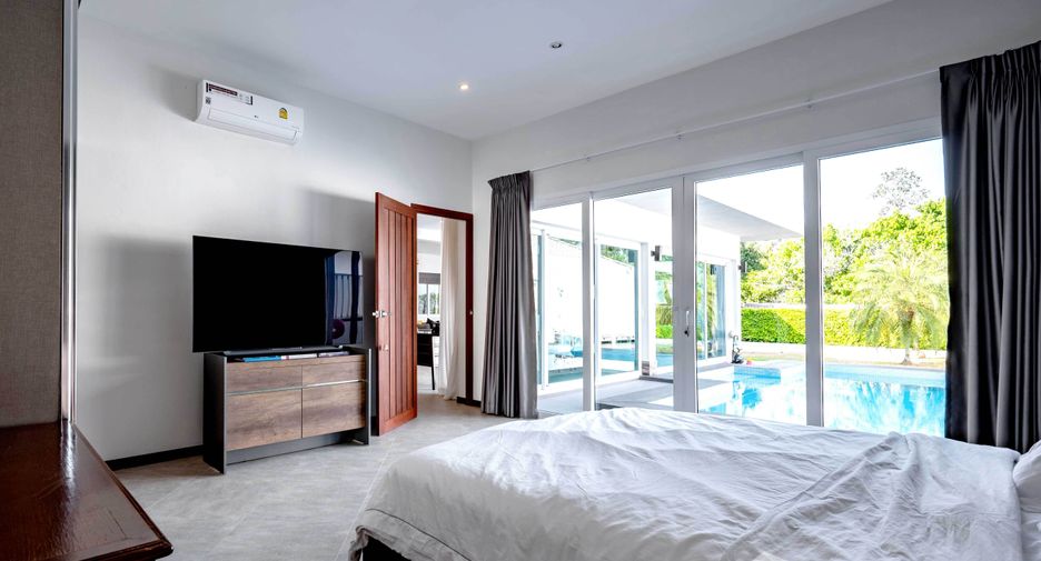 For sale 3 bedrooms villa in Thalang, Phuket