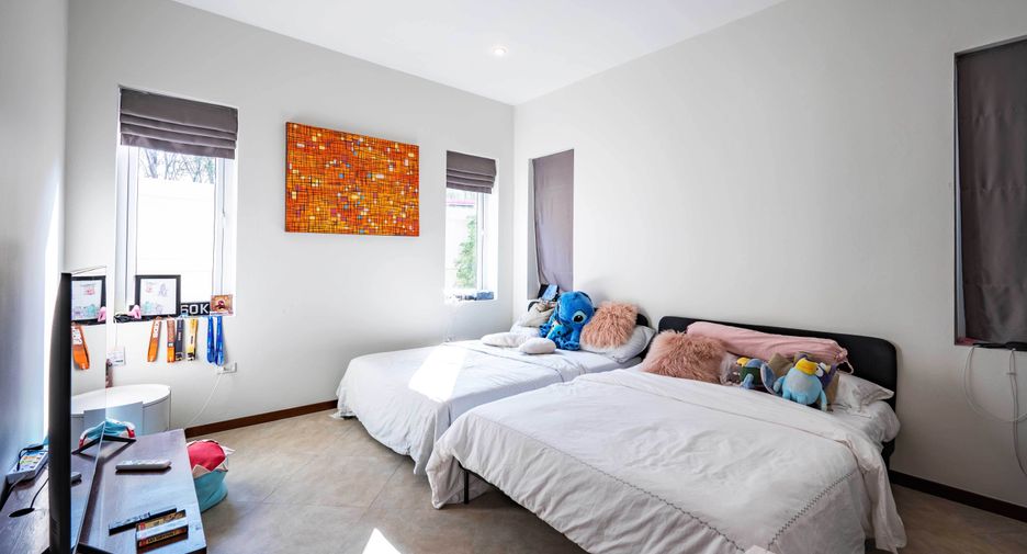 For sale 3 bedrooms villa in Thalang, Phuket