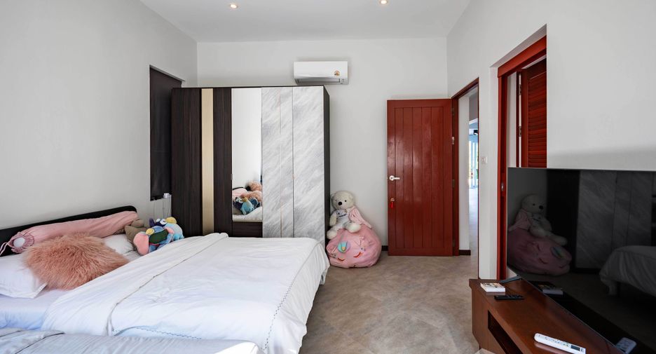 For sale 3 bedrooms villa in Thalang, Phuket