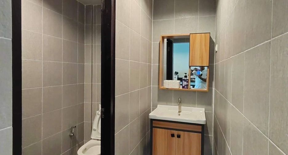 À louer 1 chambre appartement à Mueang Phuket, Phuket