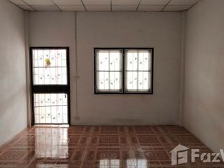 Casa adosada en venta de 2 habitaciones en Khlong Sam Wa, Bangkok
