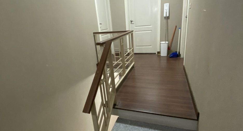 For sale 3 bedrooms house in Lat Krabang, Bangkok