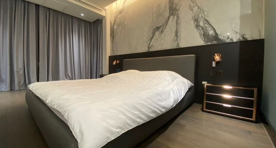 For sale 4 bedrooms house in Khan Na Yao, Bangkok