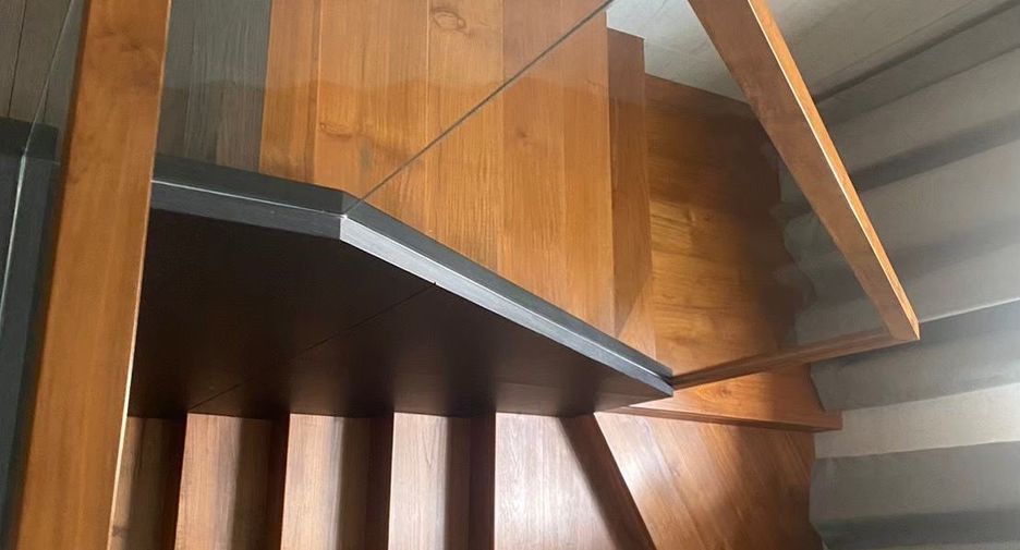 For sale 4 bedrooms house in Khan Na Yao, Bangkok
