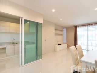 For sale 3 bedrooms townhouse in Chom Thong, Bangkok