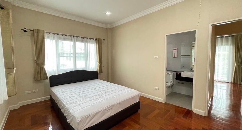 For rent 5 bedrooms house in Mueang Nonthaburi, Nonthaburi