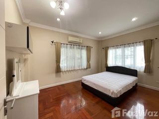 Аренда 5 спальни дом в Mueang Nonthaburi, Нонтабури