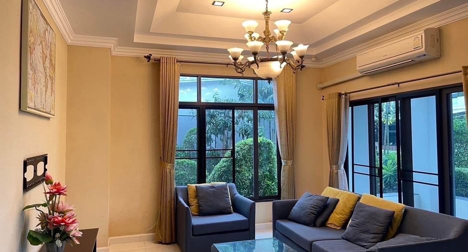 For rent 5 bedrooms house in Mueang Nonthaburi, Nonthaburi