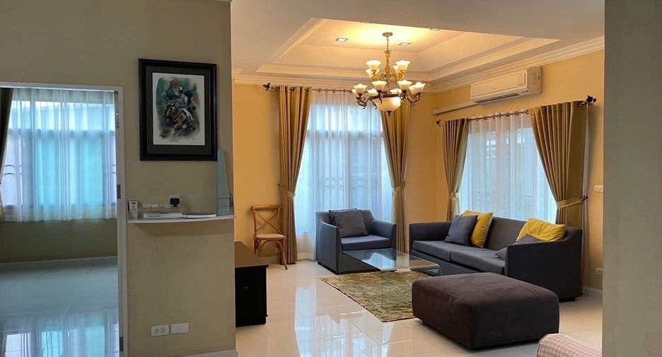 For rent 5 bedrooms house in Mueang Nonthaburi, Nonthaburi