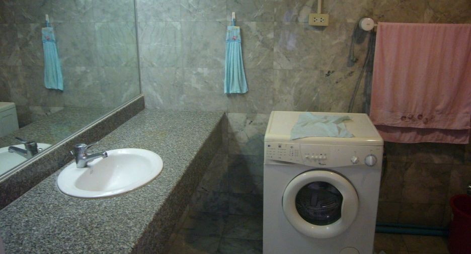 À vendre 1 chambre condo à Bang Rak, Bangkok