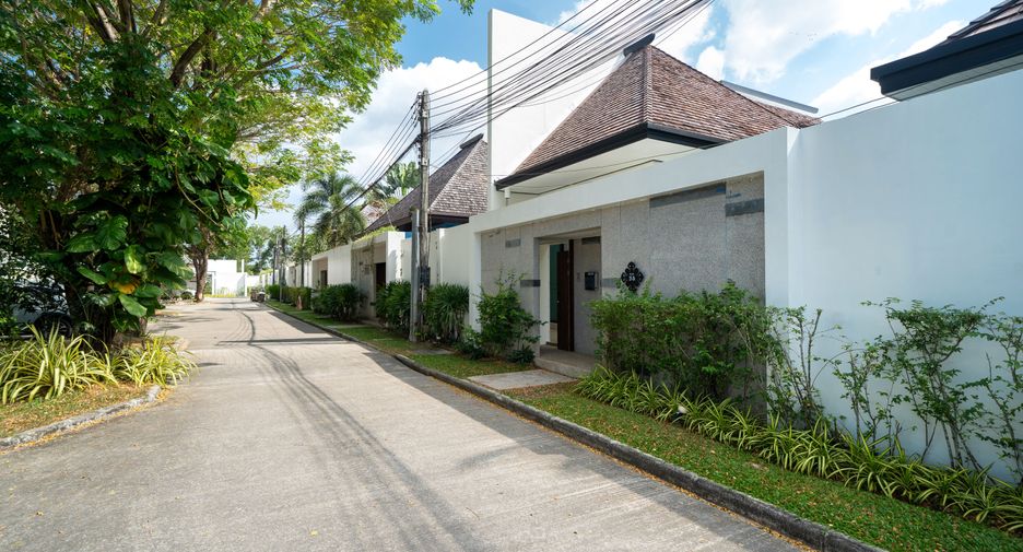 For rent 4 bedrooms villa in Thalang, Phuket