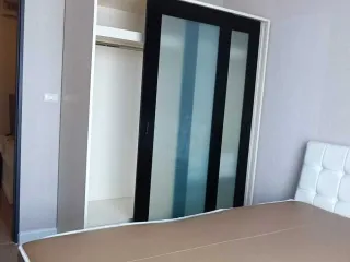 À vendre 1 chambre condo à Bang Sue, Bangkok