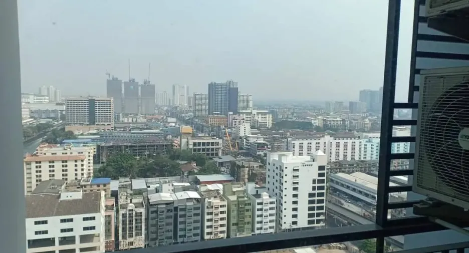 For sale 1 bed condo in Bang Kapi, Bangkok