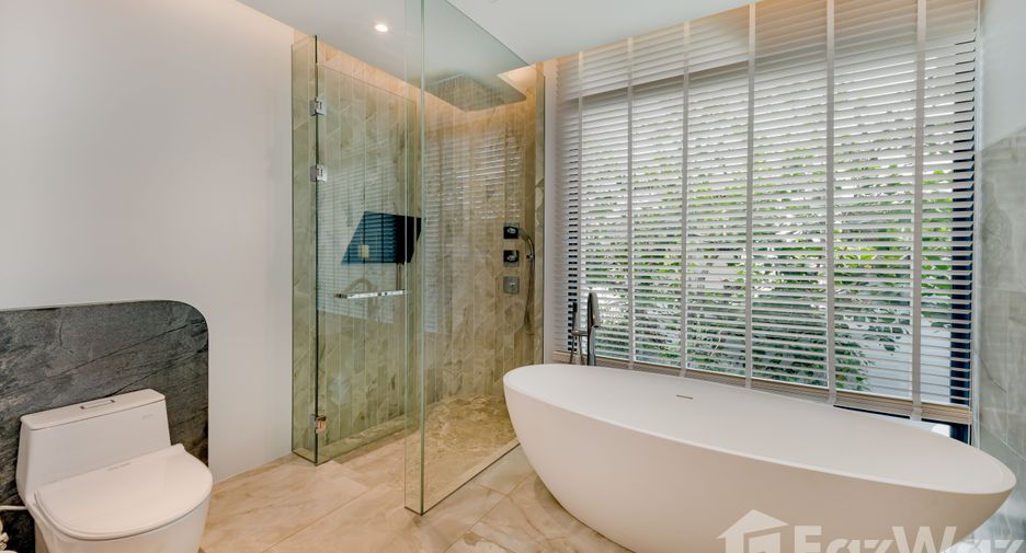 For sale 4 bedrooms villa in Thalang, Phuket