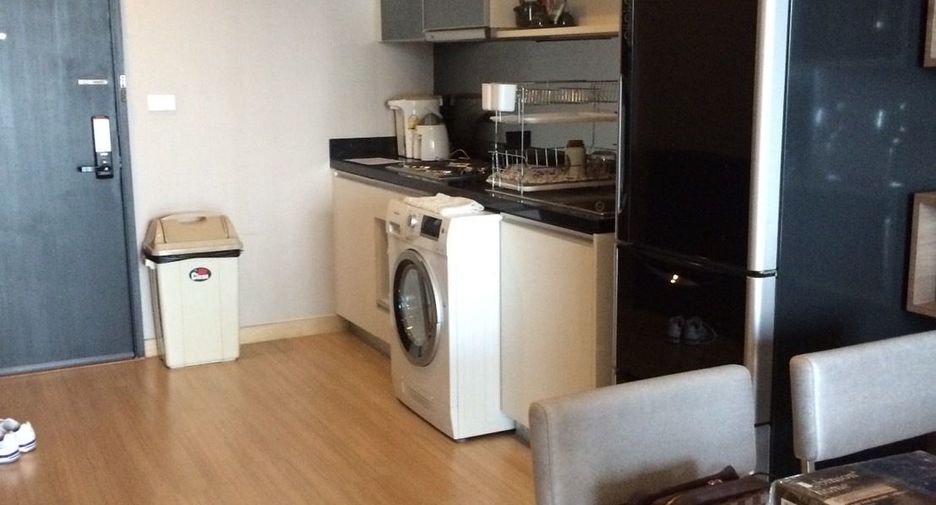 For sale 2 bedrooms condo in Khlong Toei, Bangkok