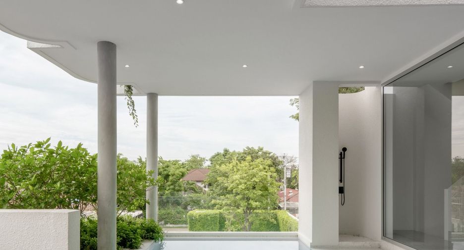 For sale 3 bedrooms house in Prawet, Bangkok