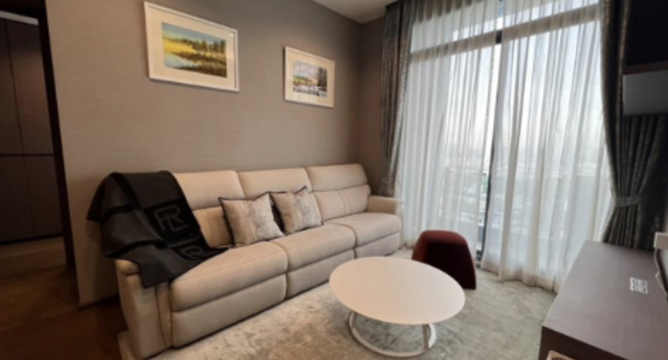 For sale 2 ベッドルーム condo in Sathon, Bangkok