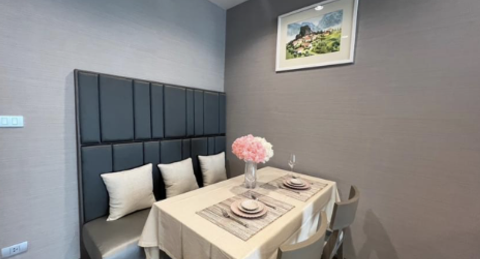 For sale 2 bedrooms condo in Sathon, Bangkok