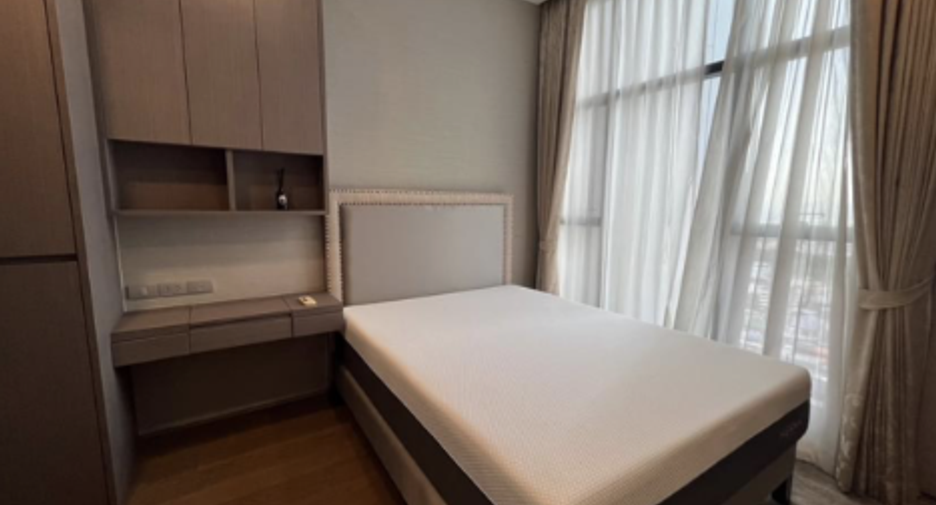 For sale 2 bedrooms condo in Sathon, Bangkok