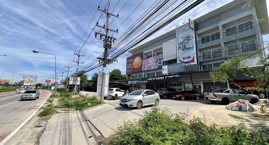 Gewerbefläche zum Kauf mit 3 Zimmer in Nakhon Chai Si, Nakhon Pathom