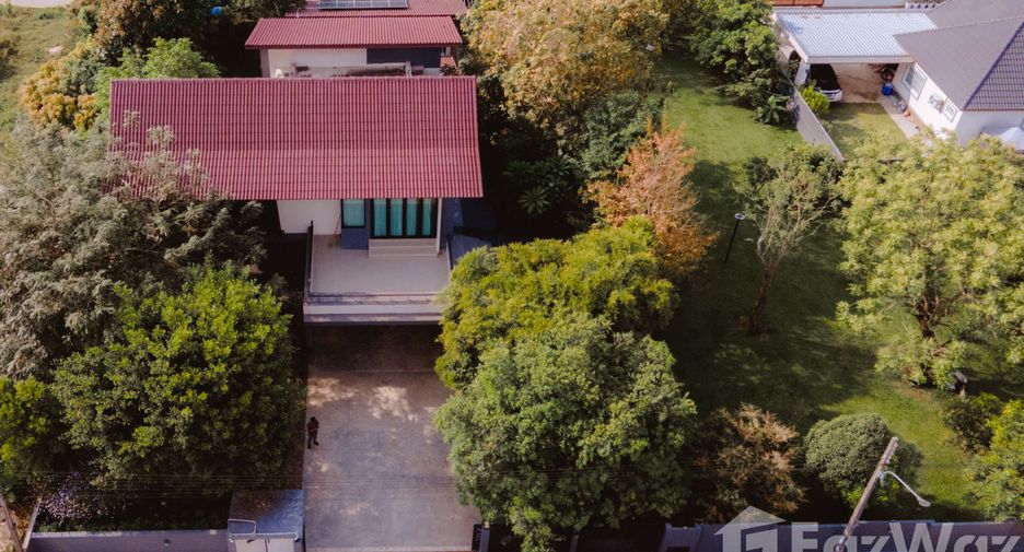 For sale 3 bedrooms house in Mueang Chiang Rai, Chiang Rai