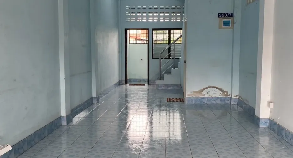 For sale 2 bedrooms townhouse in Mueang Sakon Nakhon, Sakon Nakhon