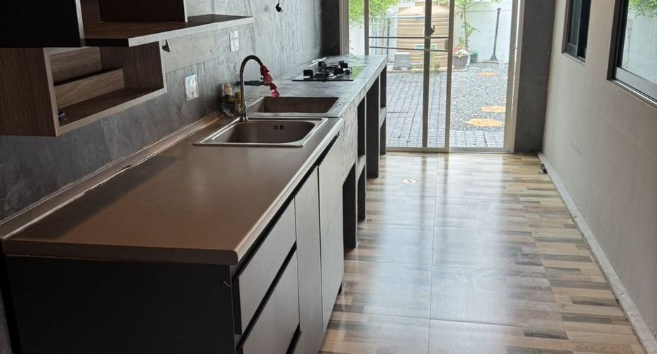 ขาย 4 ห้องนอน บ้านเดี่ยว ใน ปากเกร็ด, นนทบุรี