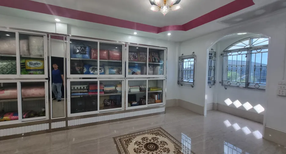 For sale 6 bedrooms townhouse in Phimai, Nakhon Ratchasima