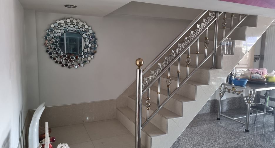For sale 6 bedrooms townhouse in Phimai, Nakhon Ratchasima